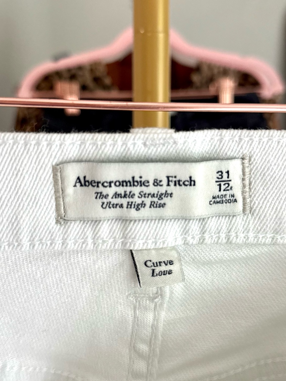 Abercrombie & Fitch Curve Love Ankle Straight Ultra High Rise Jean White Size 31 - Picture 6 of 8